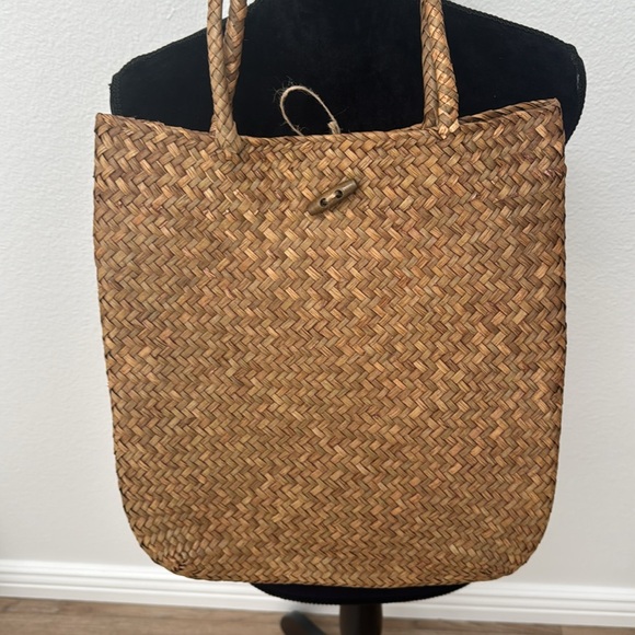 Woven Tan Tote Bag - Picture 5 of 7